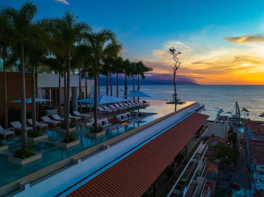 Luxury Oceanview Modern Condo Пуэрто-Вальярта Экстерьер фото