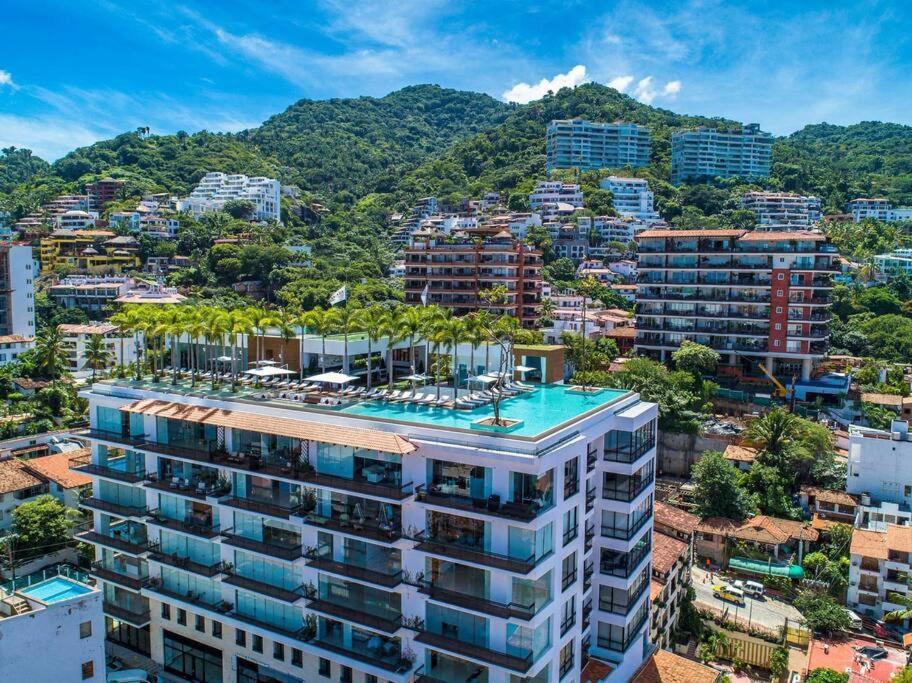 Luxury Oceanview Modern Condo Пуэрто-Вальярта Экстерьер фото
